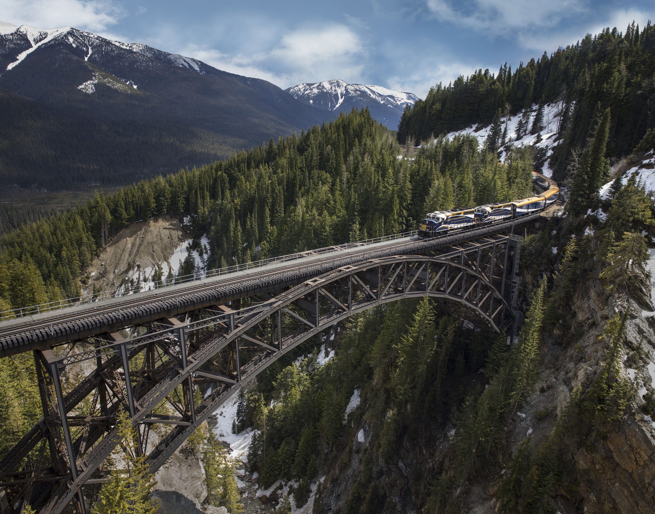 Rocky Mountaineer® — Canadian Rockies