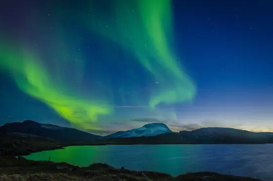 Aurora 101: What the Northern Lights Actually Are (and How to See Them)