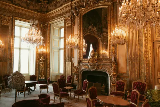 Gilded room with chandeliers, Louvre Museum, Paris.